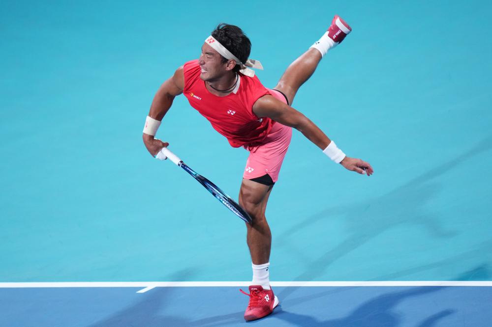 快船队一夜变阵！两大悍将告别，冠军后卫斯玛特加盟冲击总冠军.